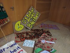 Foto vom Jugendprotest in der BVV Mitte.